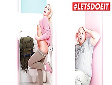 Hornyhostel - Lovita Fate Huge Rear-End Czech Teenie Blows And Rides Stranger In The Bathroom - Letsdoeit