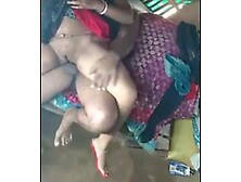 Indian Boudi Bathing Capture In Hidden Cam