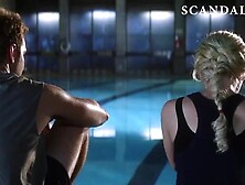 Scarlett Johansson Stripped In Swimming Pool - Scandalplanet. Com