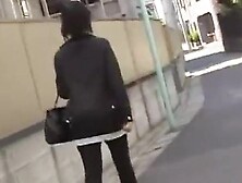 Boob Sharking Shows A Lovely Japanese Chick On The Street