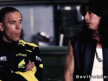 Japanese hardcore blowjob and fuck in the wareshouse