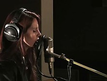 Lana Del Rey - Goodbye Kiss In The Radio 1 Live Lo