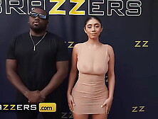 BRAZZERS - Violet Myers Shows off her anus to Paparazi