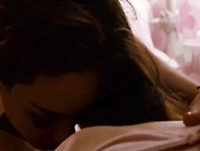 Natalie Portman & Mila Kunis Lesbian Scene (screencapture)