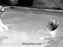 2 Breasty Angels Shaking Tits in Pool (1960s Vintage)