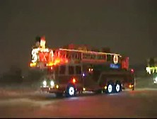 Santas Fire Truck. Flv