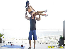 Musculed Daddy Wants To Fuck Fitness Babe On The Balcony