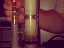 Cool Slowmo Bong Hit