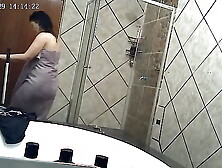 I caught my parents fucking in the bathroom with my new spycam