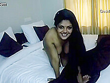 Exclusive- Sexy Mallu Girl Nude Video Capture By Lover