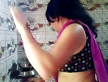 Amateur homemade videos featuring hard-core action with big ass stepmom Mona69