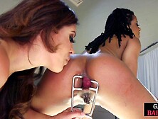 Sub Lez Ebony Gaping Asshole For Rimming Doctor Milf