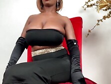 Black Playgirl Nyla Storm Bangs Live on Web camera