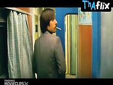 Amara Karan Breasts Scene In The Darjeeling Limited