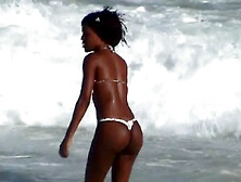 Thin Brazilian beauty - GNDBeachVideos