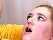 Dear chubby lovers, that’s for you: Young, Fat, Missing teeth