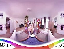 Esta é Lady Dee e transa com Angel Wicky