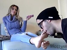 Foot Bitch Miranda FEMDOM video