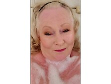 Shes An Incredible Granny - Masturbation