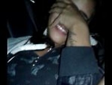 Porno buceta da novinha na siririca dentro do carro