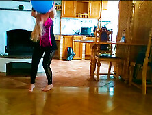 Foot Model With Balloons - Sex Movies Featuring Findom Goaldigger