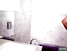 (The most good sex dating web page: dz5q. com will in a short time discover a raunchy partner. )Ebony Chap Screws Large Booty Sexu