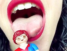 Molly Darling - Giantess Threatens To Eat You - Vore