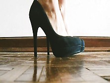 Fine Feet Whore Takes Off Her High-Heeled Shoes...