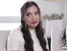 Wedding planner licks clients pussies