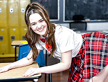 Sweeet brunette with a great ass fucked in the classroom