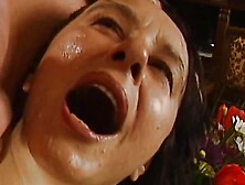 Reife Frau will wie eine Schlampe abspritzen