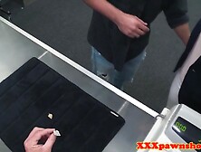 Cocksucking pawnshop wifey pounded by broker