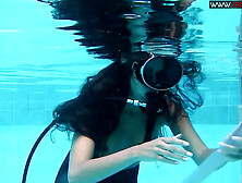 Sexy Chick Diana Swims Naked In The Pool