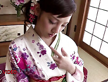 Japanese Amateur Star Rei Mizuna Shows Off Incredible Masturbation Skills With Toys Live