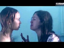 Yamila Saud, Vanesa Gonzalez, Jimena Baron, Candela Vetrano, Florencia Torrente bush, butt scene in Hypersomnia (2016)