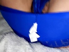 Asi se baja las bragas mi cuñada