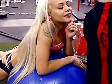 Elsa Jean is an athletic gym bunny to keep her spinner body tight.  She loves taking sexual selfies inside the