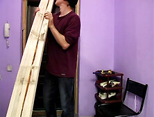 Man tears adulteress’s pantyhose