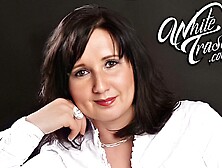 African bull unloads in white vagina to make her pregnant