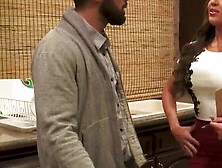 Richelle Ryan seals the deal with a creampie