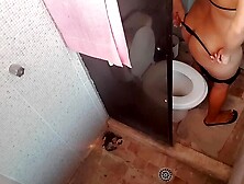 Hidden Camera in Stepmom's Bathroom - Latina Amateur Paty Bumbum Caught on Tape