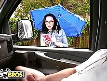 Scarlett's Wild Ride On The Bang Bus During A Rainy Day - Flashing Dick,  Gros Cul,  And Bangbros