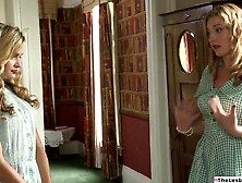 Blonde dyke goddess facesits then finger fuck huge hooters co chaturbate