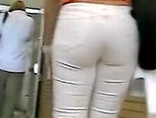 Candid voyeur videos of tight yummy butts.