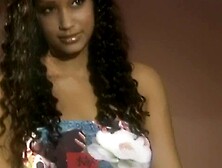 Hawt lesbo games by Charmaine Star and Catalina