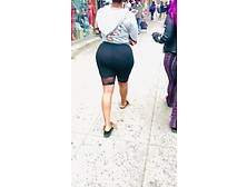 Big Booty Ebony Candid (Instant Classic)