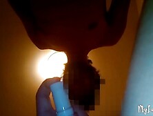 Durante il massaggio mi inzuppa gli slide di olio e con due sex-toys gioca con figa e culo