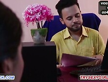 Bengali Sexy Girl Ki Interview Ke Bahane Chudai Kari Boss Ne