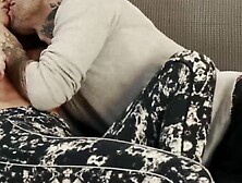 Hot & Horny Teen Girl's Pussy Hammered Hard By Older Guy - Handjob With Facial