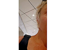 I'm looking for a stranger with a big cock to fuck my mature slut pussy